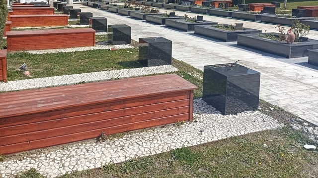 Manisa Büyükşehir mezarlıkları Kurban Bayramı'na hazırlıyor