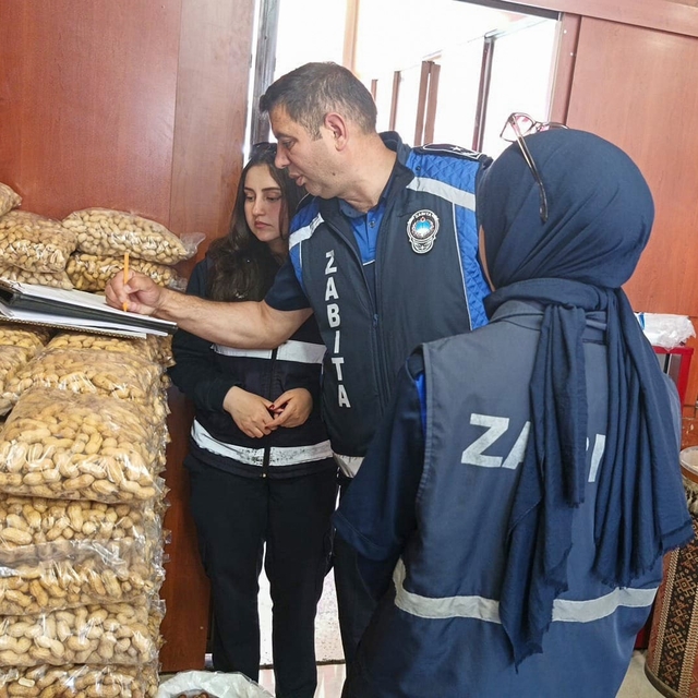 Kurban Bayramı öncesi kuruyemiş işletmelerine denetim