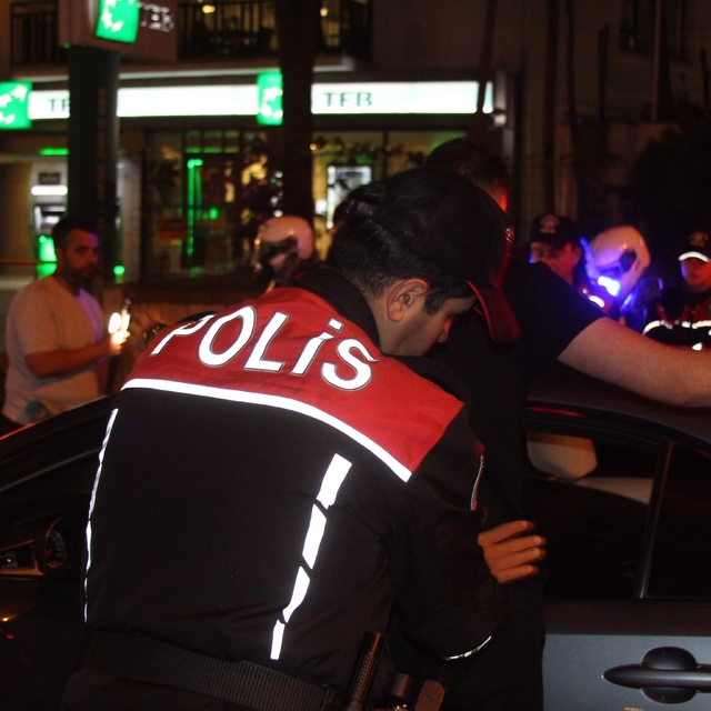 Adana'da bayram denetimleri sıkılaştı: 1 milyon 298 bin TL ceza kesildi