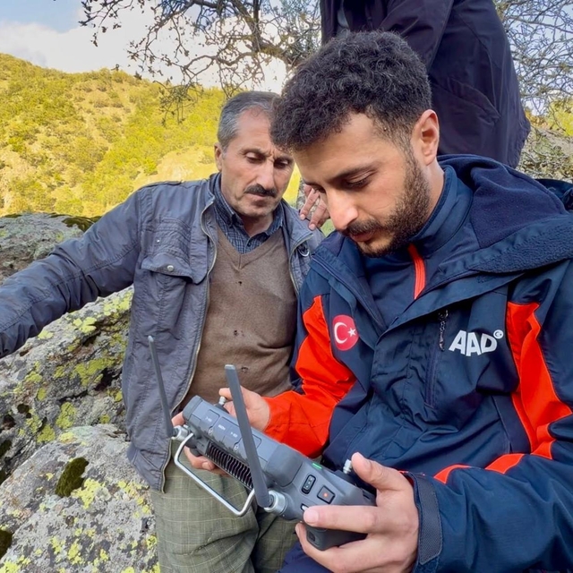 Muş'ta dereye düşen Gülsima aranıyor