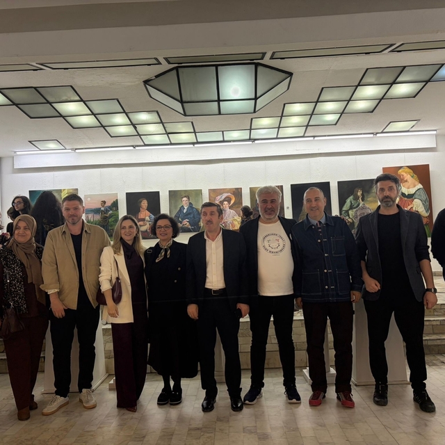 Genç sanatçılar eserlerini karekodla dijitale taşıdı