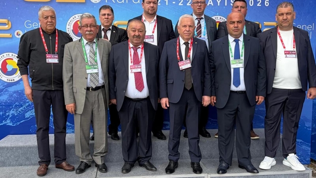 ETSO heyeti TOBB Genel Kurulu'nda stantları ziyaret etti