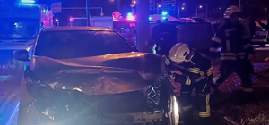 Otomobiller çarpıştı: 1 ölü, 5 yaralı