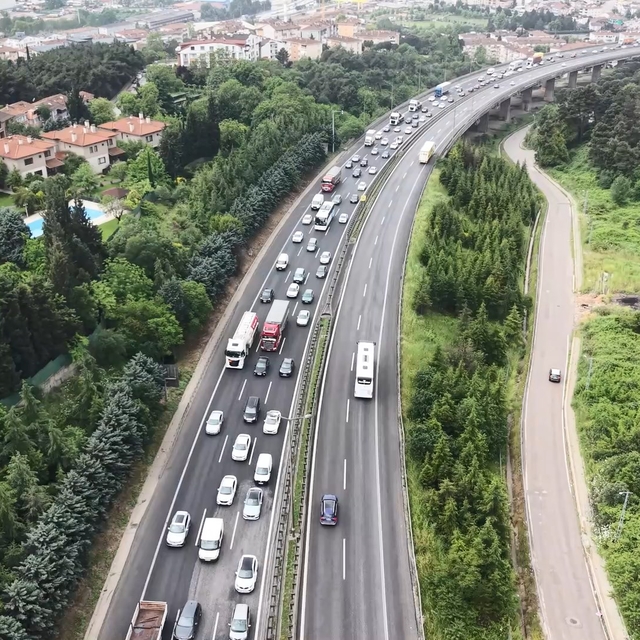 TEM'in Kocaeli geçişinde bayram yoğunluğu