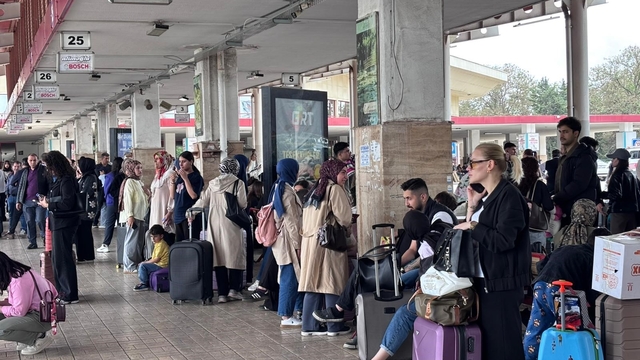 Gaziantep otogarında Kurban Bayramı yoğunluğu başladı