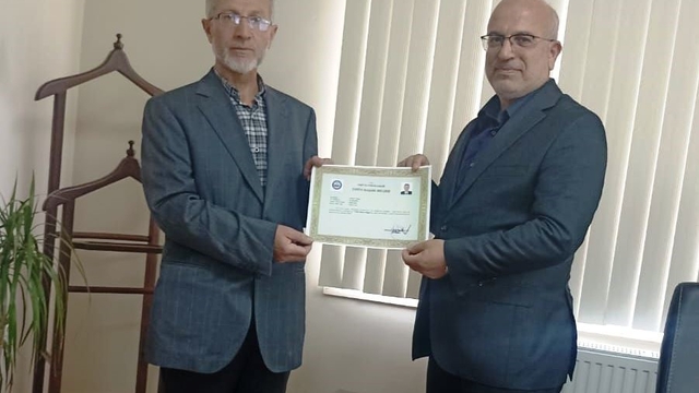 Emet'te başarılı müftülük personeline üstün başarı belgesi