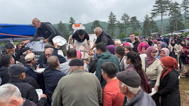 Çan'da geleneksel Yörük Hayrı düzenlendi