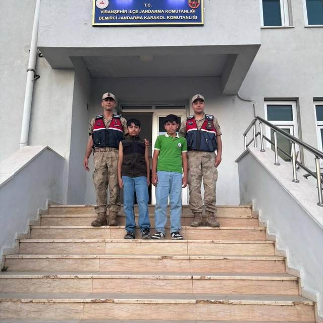 Jandarmanın dikkati kayıp çocukları ailelerine kavuşturdu
