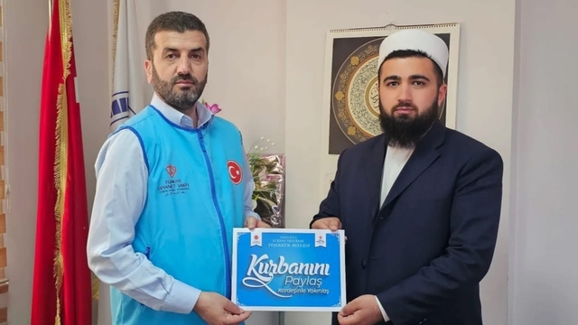 Çermik'te görevli imam 54 kurban bağışı topladı