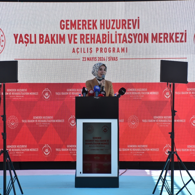 Bakan Göktaş: Aile kurumunun önemini sahada en güçlü biçimde anlatacağız (2...