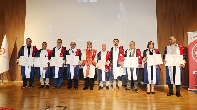 ATÜ, 15. yılını "ATÜ'ye Değer Katanlar" ödül töreni ile kutladı