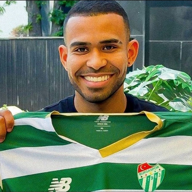 Bursaspor ilk yabancı transferini açıkladı