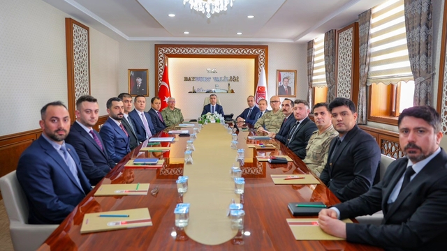 Bayburt'ta bayram öncesi güvenlik ve trafik tedbirleri toplantıda ele alındı
