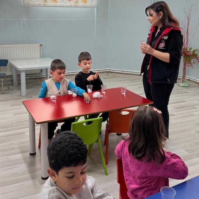Aydıntepe'de miniklere ata tohumunun önemi ve ekolojik tarım anlatıldı