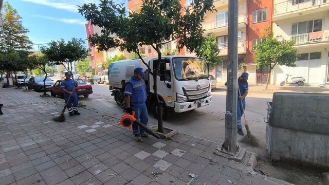 Aydın Büyükşehir Belediyesi'nden Didim ve Kuşadası'nda bayram çalışması