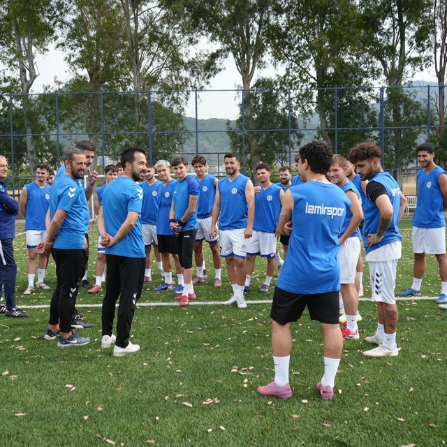 İzmirspor, 3'üncü kez Süper Amatör Lig'de