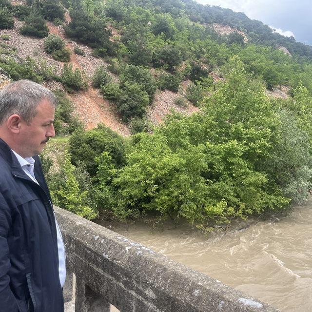 Niksar'da taşkın riskine karşı çalışmalar sürüyor
