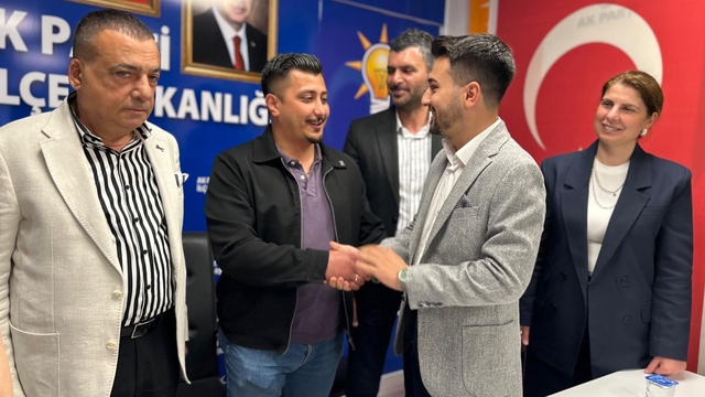 Denizli'de CHP'li Başkan istifa edip Ak Parti'ye geçti