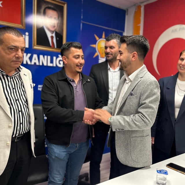 Denizli'de CHP'li Başkan istifa edip Ak Parti'ye geçti