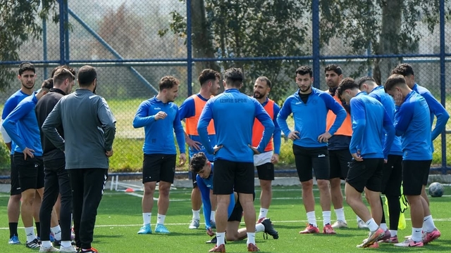 İzmirspor, Süper Amatör Lig'e düştü