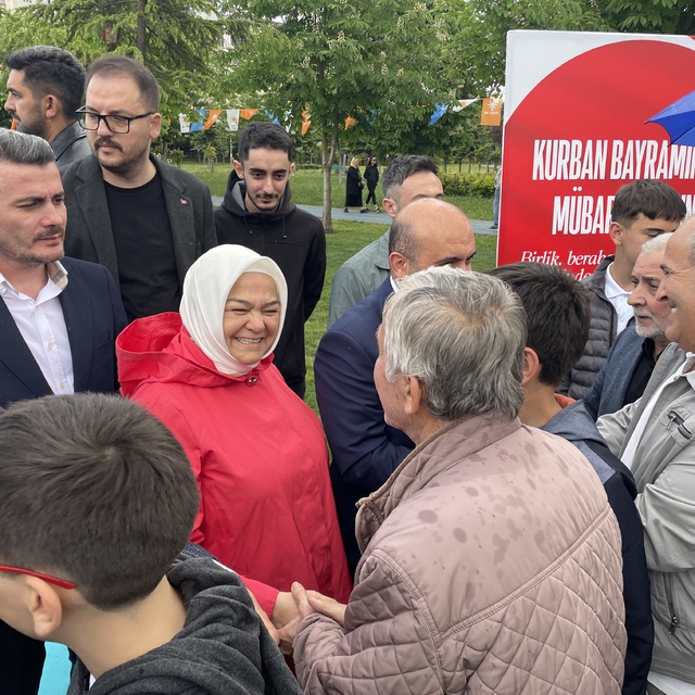 Eskişehir'de AK Parti teşkilatınca bayramlaşma programı düzenlendi