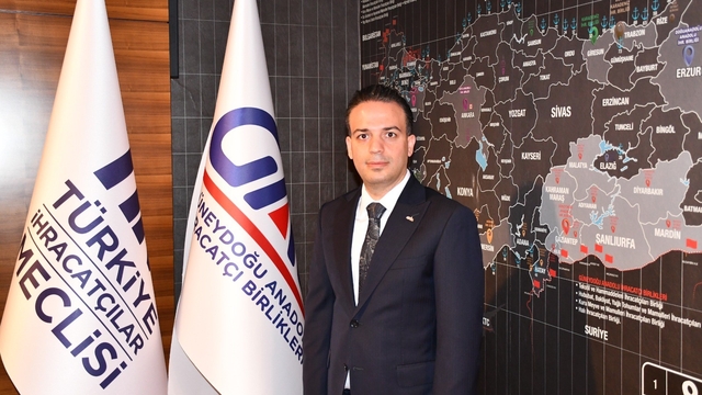 TİM Halı Sektör Kurulu Başkanı İskender Kaplan'dan Kurban Bayramı mesajı
"Birlik ve Beraberlikle Üretmeye, İhracatımızı Büyütmeye Devam Edeceğiz"
