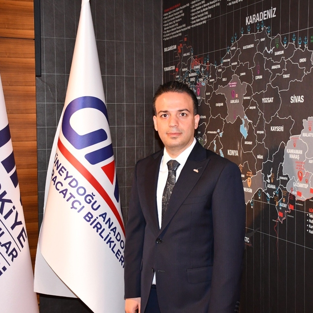 TİM Halı Sektör Kurulu Başkanı İskender Kaplan'dan Kurban Bayramı mesajı
"B...