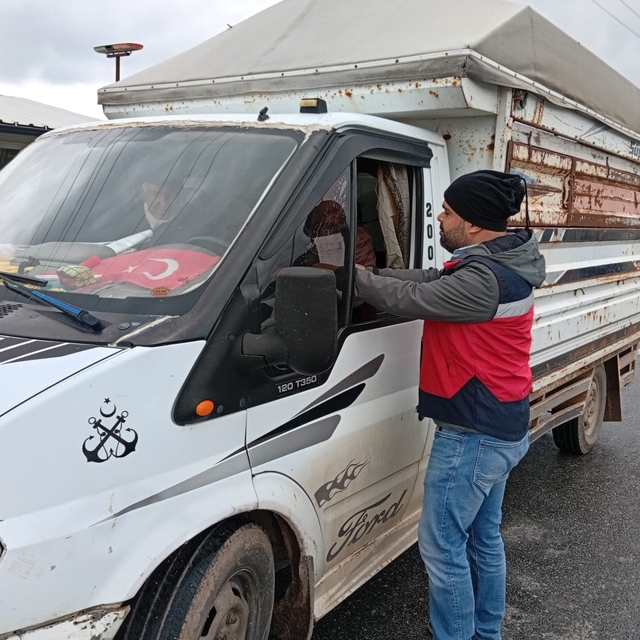 Kütahya'da Kurban Bayramı öncesi yol kontrolleri ve sevk denetimleri sürüyo...