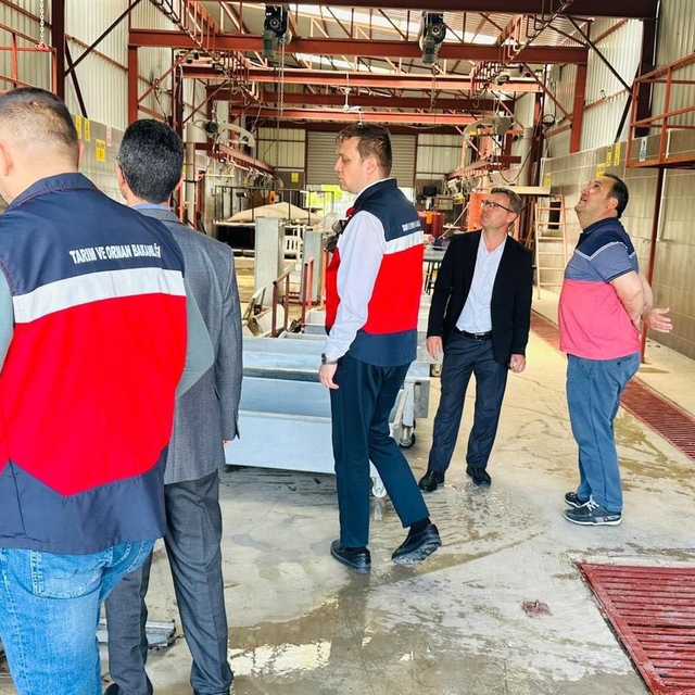 Gediz'de geçici kurban kesim yerlerinde denetim