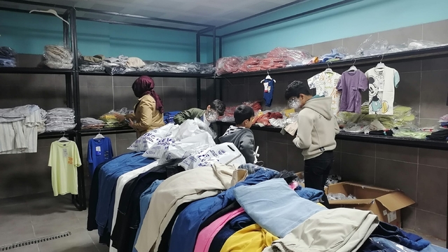 Dilovası'nda 400'ü aşkın çocuğa bayramlık