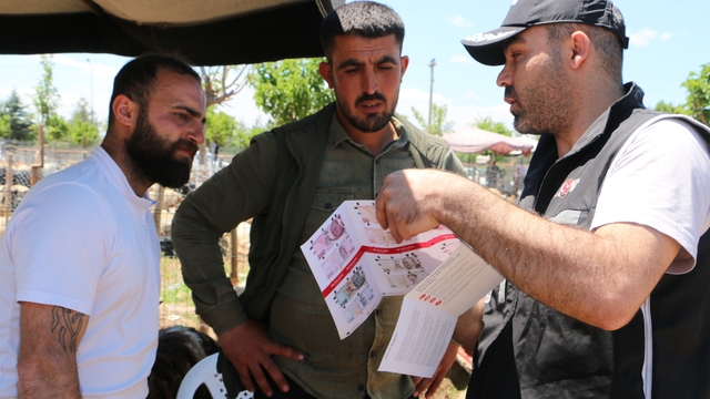 Kurban Bayramı öncesi satıcılar sahte para konusunda bilgilendirildi