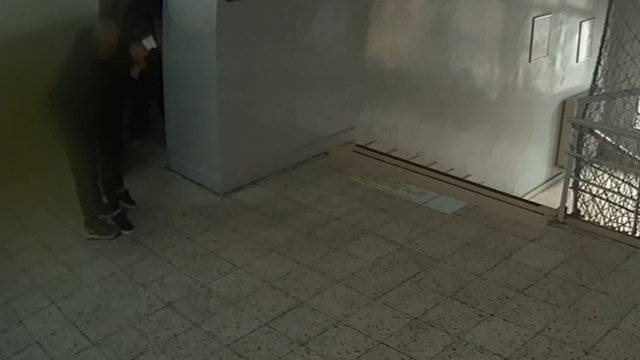 Soluk borusuna yemek kaçan öğrenciyi öğretmeni Heimlich manevrası ile kurtardı
