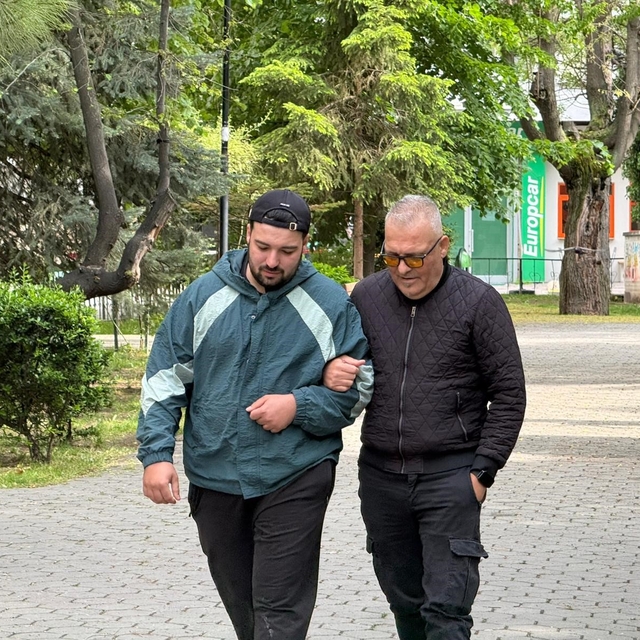 Temizlediği aracında 2 saat uyudu ölümden döndü, yüzde 90 görme kaybı yaşad...