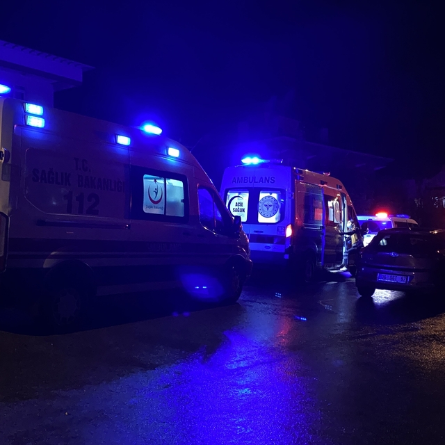Çorum'da bıçaklı kavga: 2 yaralı