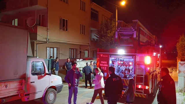 İnegöl'de korku dolu anlar: Eski eşinin evini molotofkokteyli attı
