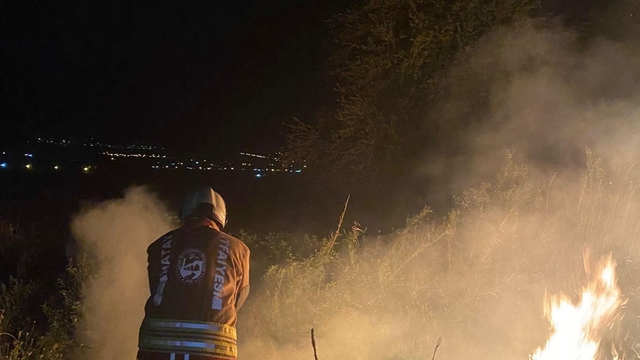 Kırıkhan'da bahçe yangını