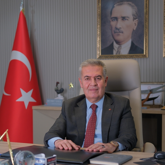 Başkan Erol: "Bayramlar, paylaşmanın, gönüllere dokunmanın en güzel vesiles...