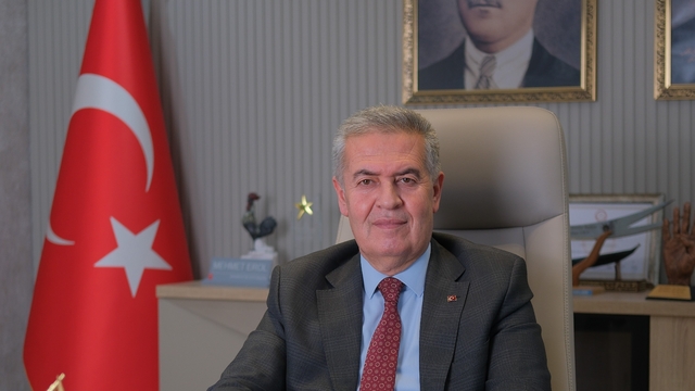 Başkan Erol: "Bayramlar, paylaşmanın, gönüllere dokunmanın en güzel vesilesidir"