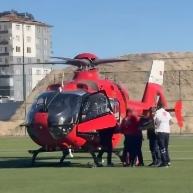 Malatya'da ambulans helikopter 62 yaşındaki hasta için havalandı