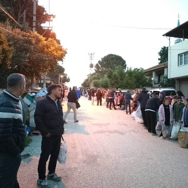 Asırlık gelenekle çocukların yüzü gülüyor