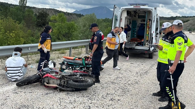 Bilecik'te motosikletin devrildiği kazada 1 kişi yaralandı
