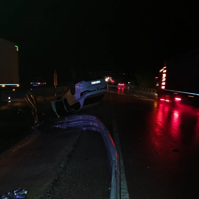 Afyonkarahisar'da trafik kazası: 3 yaralı