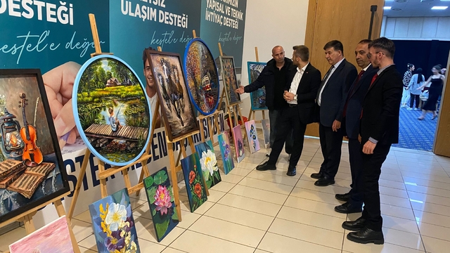 Bursa'da lise öğrencileri, "Kültür gecesi" etkinliği düzenledi