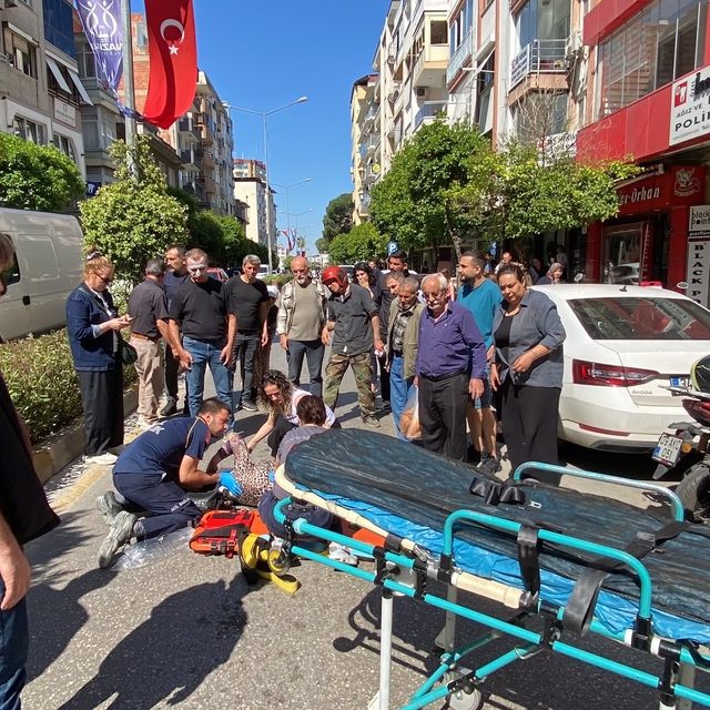 Aydın'da motosikletin yaya geçidinde çarptığı kadın ağır yaralandı