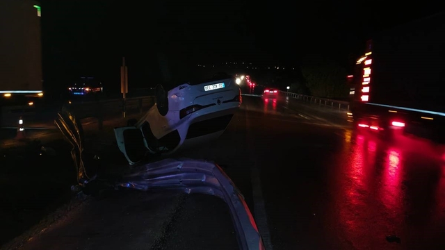 Afyonkarahisar'da trafik kazası: 3 yaralı
