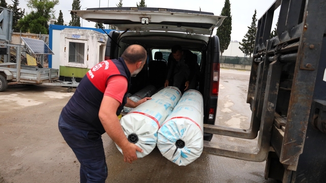 Seraları zarar gören üreticilere destek