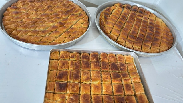 Ağrı'da bayram öncesi evlerde baklava mesaisi başladı