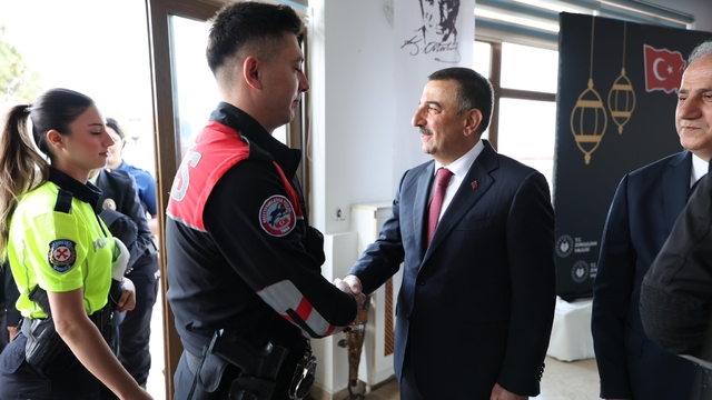 Zonguldak'ta protokol bayramlaştı