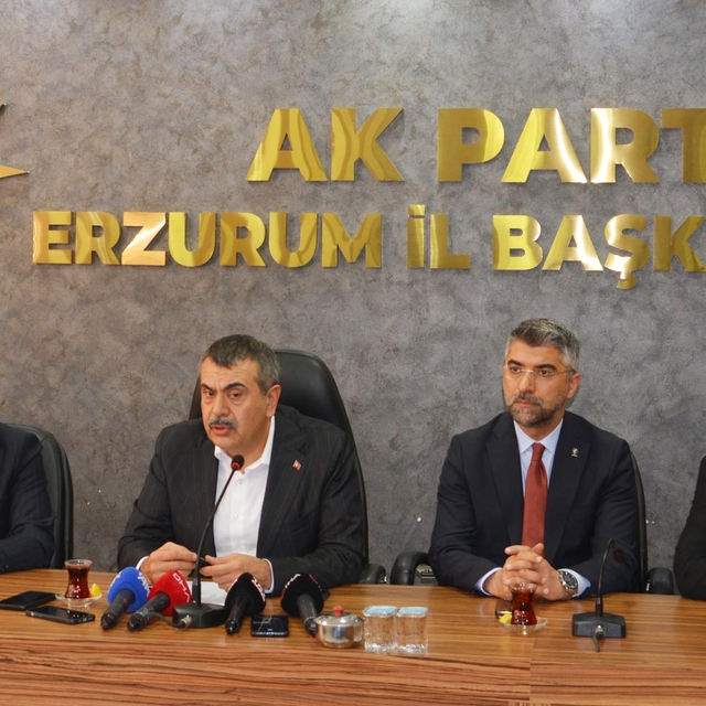 Bakan Tekin: Bu olayın hiçbir yerinde AK Parti'li ya da Cumhur İttifakı'na...