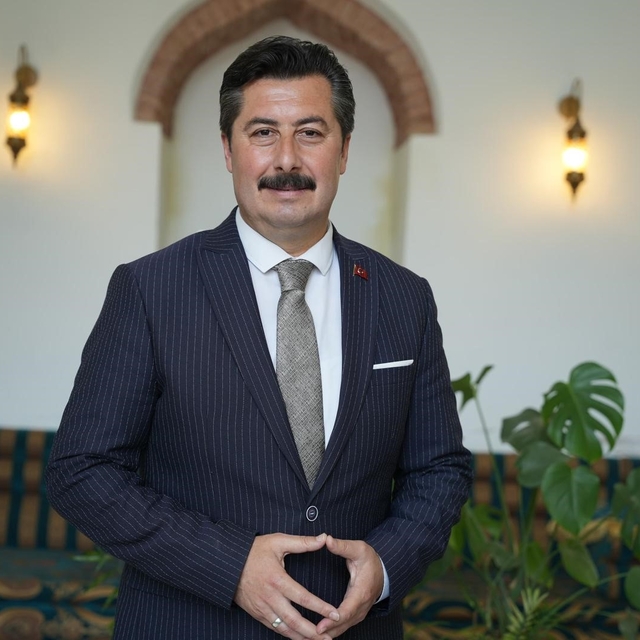 Başkan Ercan Özel: "Ekiplerimiz, huzurlu bir bayram için 24 saat görev başı...